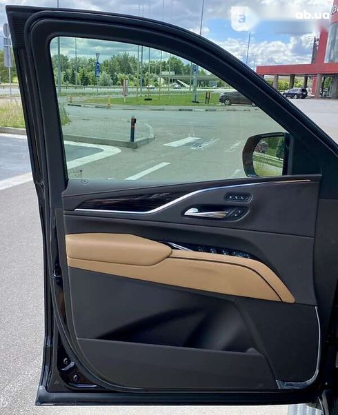 Cadillac Escalade 2021 - фото 23