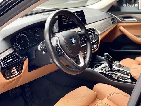 BMW 5 серия 2020 - фото 28