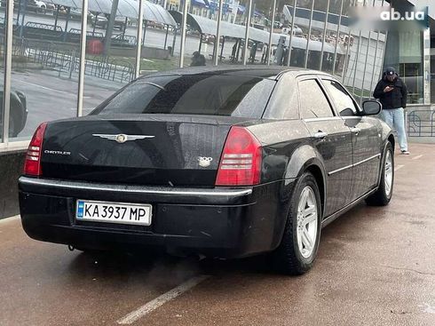 Chrysler 300C 2005 - фото 6