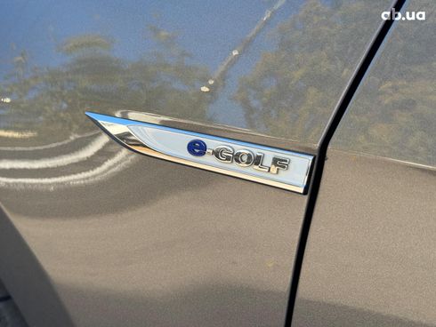 Volkswagen e-Golf 2016 серый - фото 11
