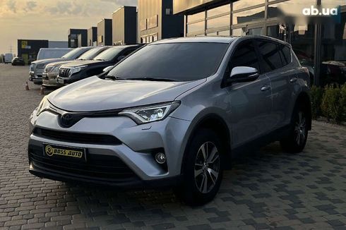 Toyota RAV4 2016 - фото 3