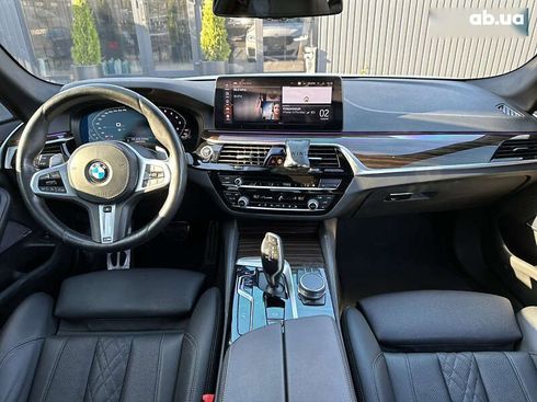 BMW 5 серия 2020 - фото 16