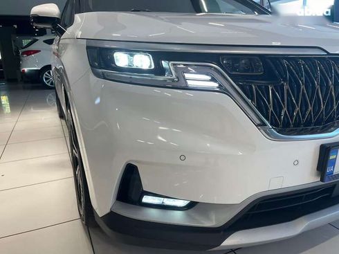 Kia Carnival 2021 - фото 9