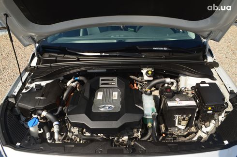 Hyundai IONIQ Electric 2019 серый - фото 14