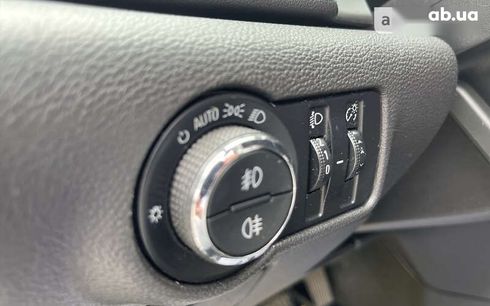 Opel Astra 2011 - фото 10