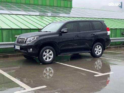 Toyota Land Cruiser Prado 2010 - фото 3