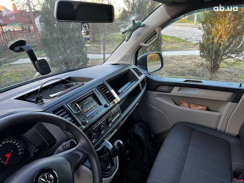 Volkswagen Transporter 2017 белый - фото 14
