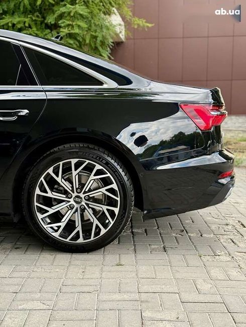 Audi A6 2020 - фото 21