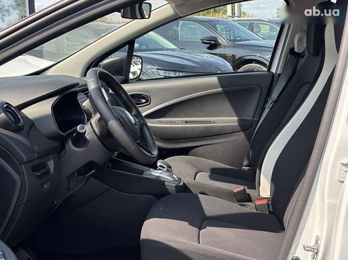 Renault Zoe 2020 - фото 25