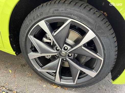 Skoda Enyaq Coupe RS 2023 - фото 25