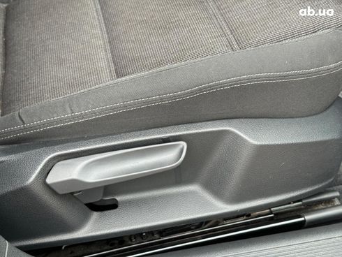 Volkswagen Passat 2015 черный - фото 27