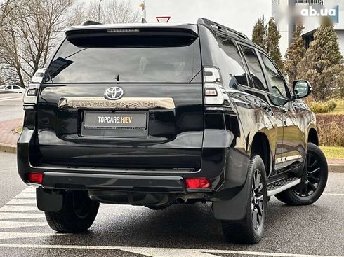 Toyota Land Cruiser Prado 2021 - фото 12