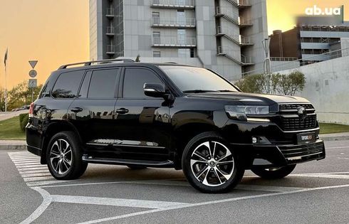 Toyota Land Cruiser 2020 - фото 18