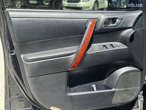 Toyota Highlander 2013 черный - фото 14