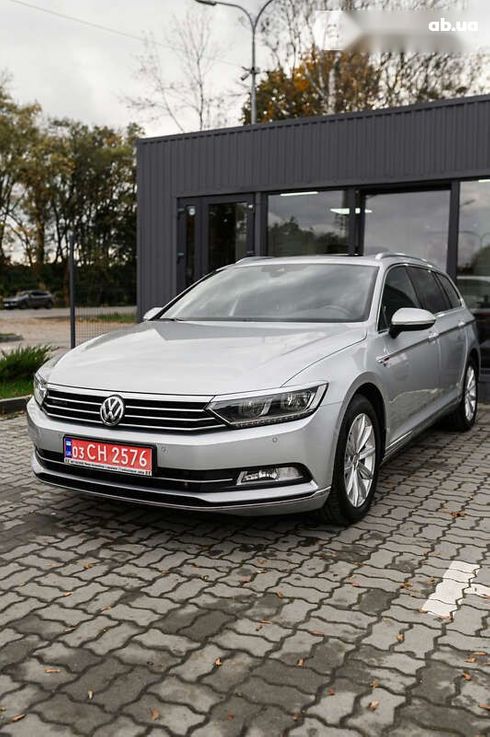 Volkswagen Passat 2018 - фото 6