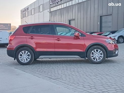 Suzuki SX4 2019 красный - фото 25