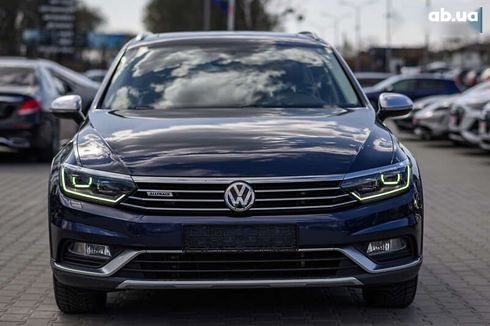 Volkswagen passat alltrack 2017 - фото 18