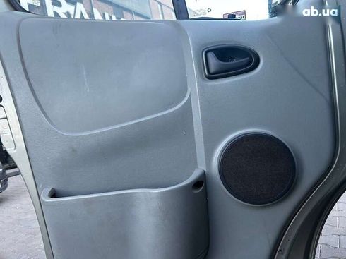 Renault Trafic 2008 - фото 8