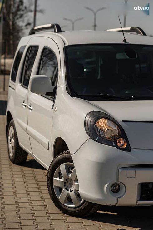 Renault Kangoo 2011 - фото 8