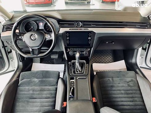 Volkswagen Passat 2018 - фото 23
