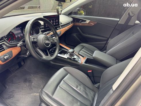 Audi A4 2021 серый - фото 14