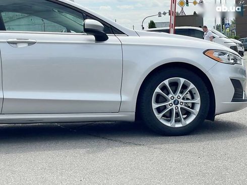 Ford Fusion 2018 - фото 16