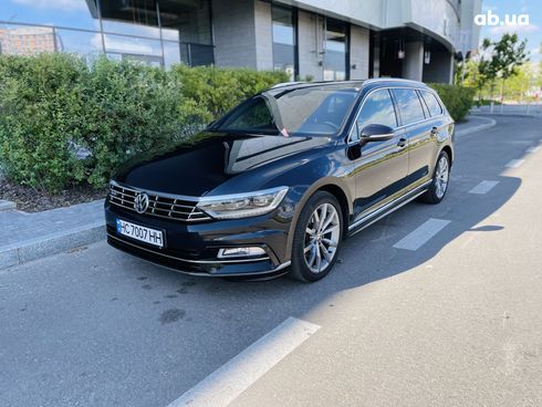 Volkswagen Passat Variant 2018 черный - фото 3