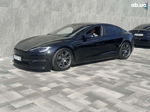 Tesla Model S 2022 - фото 10