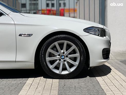 BMW 5 серия 2013 белый - фото 20
