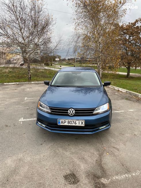Volkswagen Jetta 2015 синий - фото 10