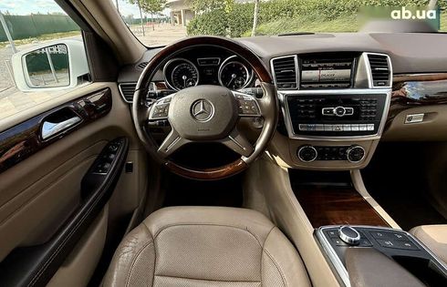 Mercedes-Benz M-Класс 2015 - фото 24