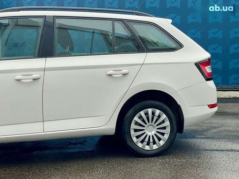 Skoda Fabia 2021 - фото 22