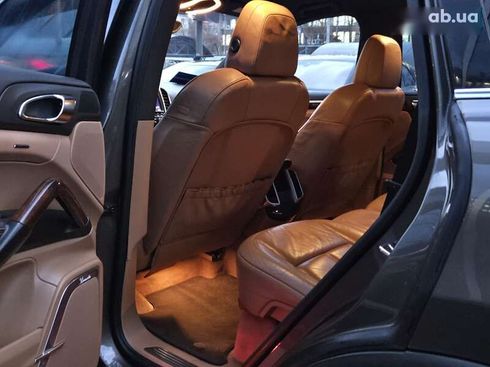 Porsche Cayenne 2011 - фото 12