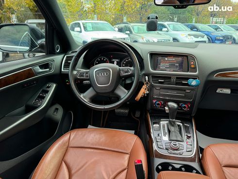 Audi Q5 2010 серый - фото 98