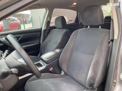Nissan Altima 2015 - фото 18
