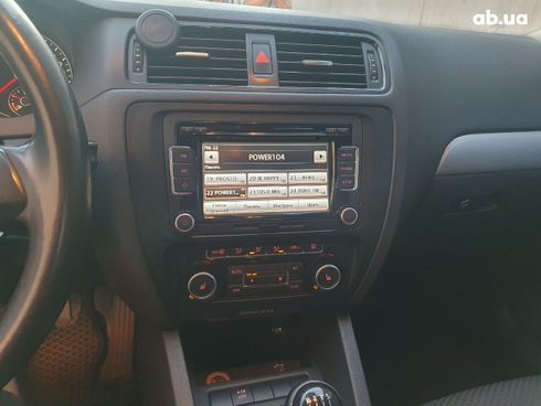 Volkswagen Jetta 2012 черный - фото 4