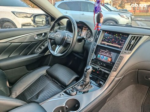 Infiniti Q50 2020 белый - фото 26
