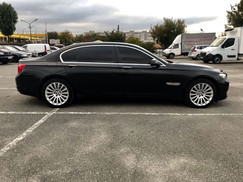 BMW 7 серия 2011 черный - фото 3