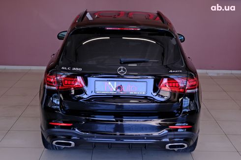 Mercedes-Benz GLC-Класс 2021 черный - фото 6