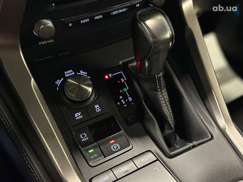 Lexus NX 2018 - фото 21