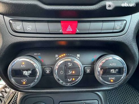 Jeep Renegade 2017 - фото 27