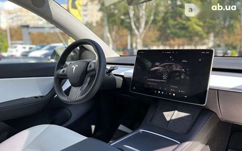 Tesla Model Y 2022 - фото 12