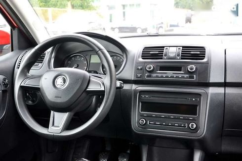 Skoda Fabia 2014 - фото 30
