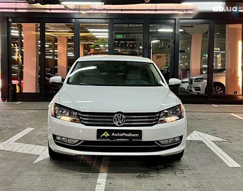 Volkswagen Passat 2015 - фото 14