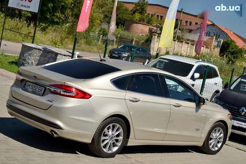 Ford Fusion 2017 - фото 16