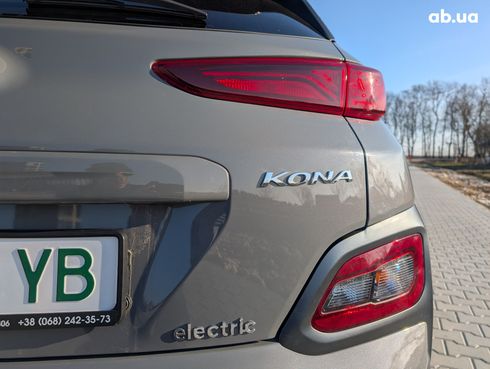 Hyundai Kona Electric 2020 серый - фото 6