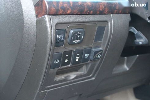 Toyota Land Cruiser 2011 - фото 12