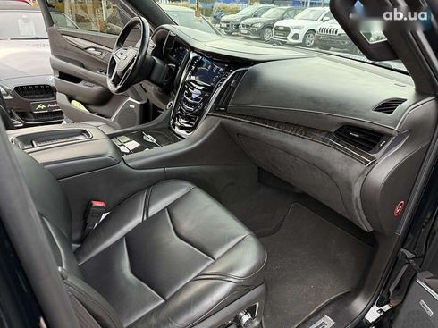 Cadillac Escalade 2015 - фото 29