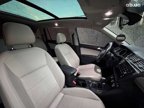 Volkswagen Tiguan 2018 - фото 18