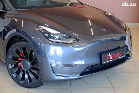 Tesla Model Y 2023 серый - фото 3